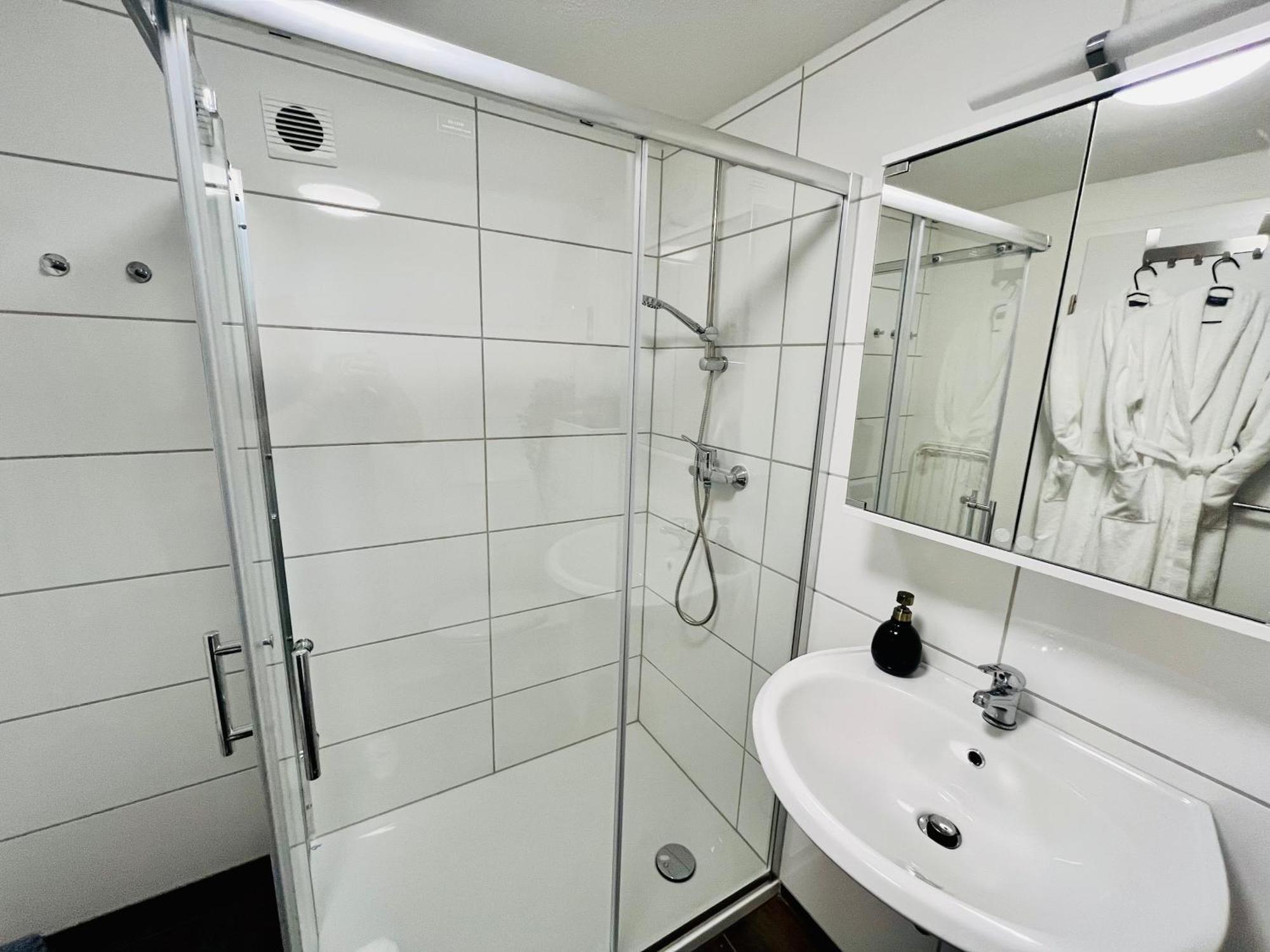 Aycatcherhomes - Top Lage I Zentral I Altstadt Marburg I Naehe Fluss Lahn I Wlan I Parterre Boutique Apartment Orion Exterior foto